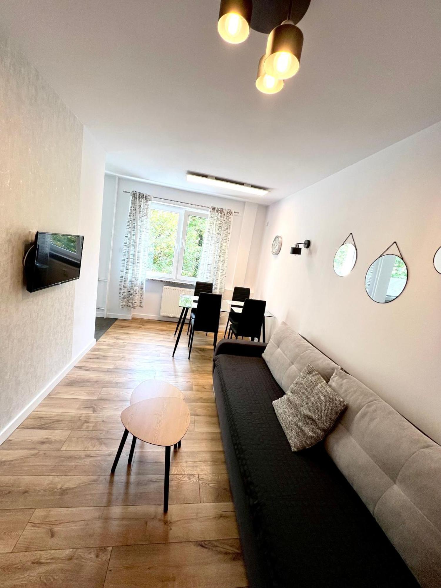 Apartament Gallusa カトヴィツェ エクステリア 写真