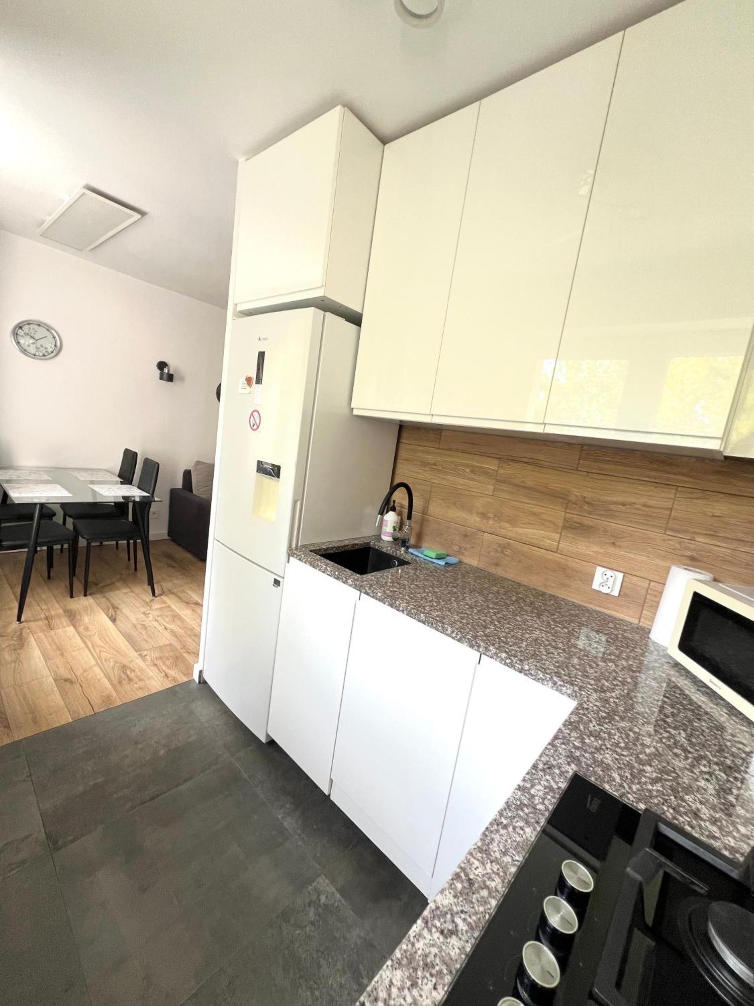 Apartament Gallusa カトヴィツェ エクステリア 写真